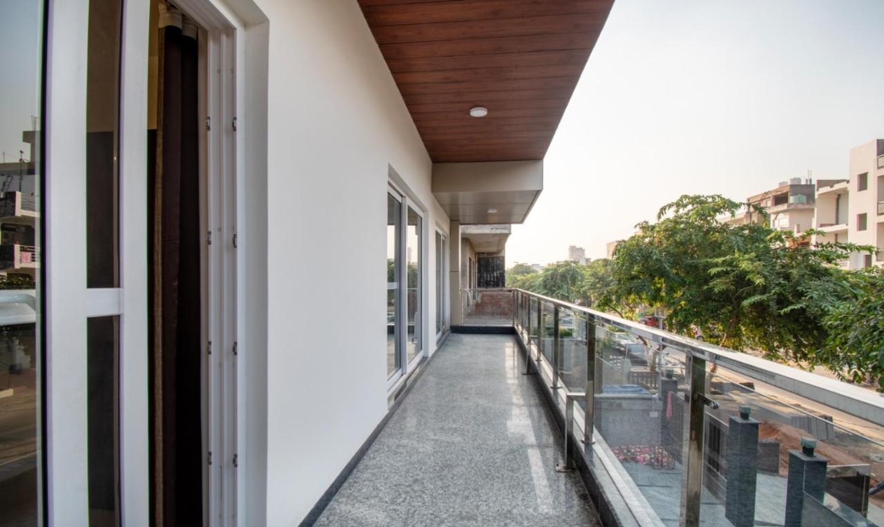 Hotel La Mirage Noida Ngoại thất bức ảnh